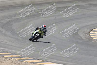 media/Apr-20-2025-CVMA (Sun) [[39090e8767]]/Race 11-500-350 Supersport (Holeshot)/